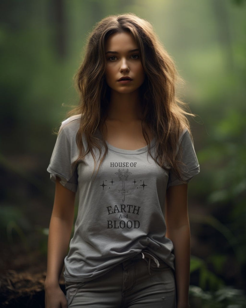 House of Earth and Blood Comfort Colors T-Shirt - Sarah J Maas Book Shirt - Liam & Lore